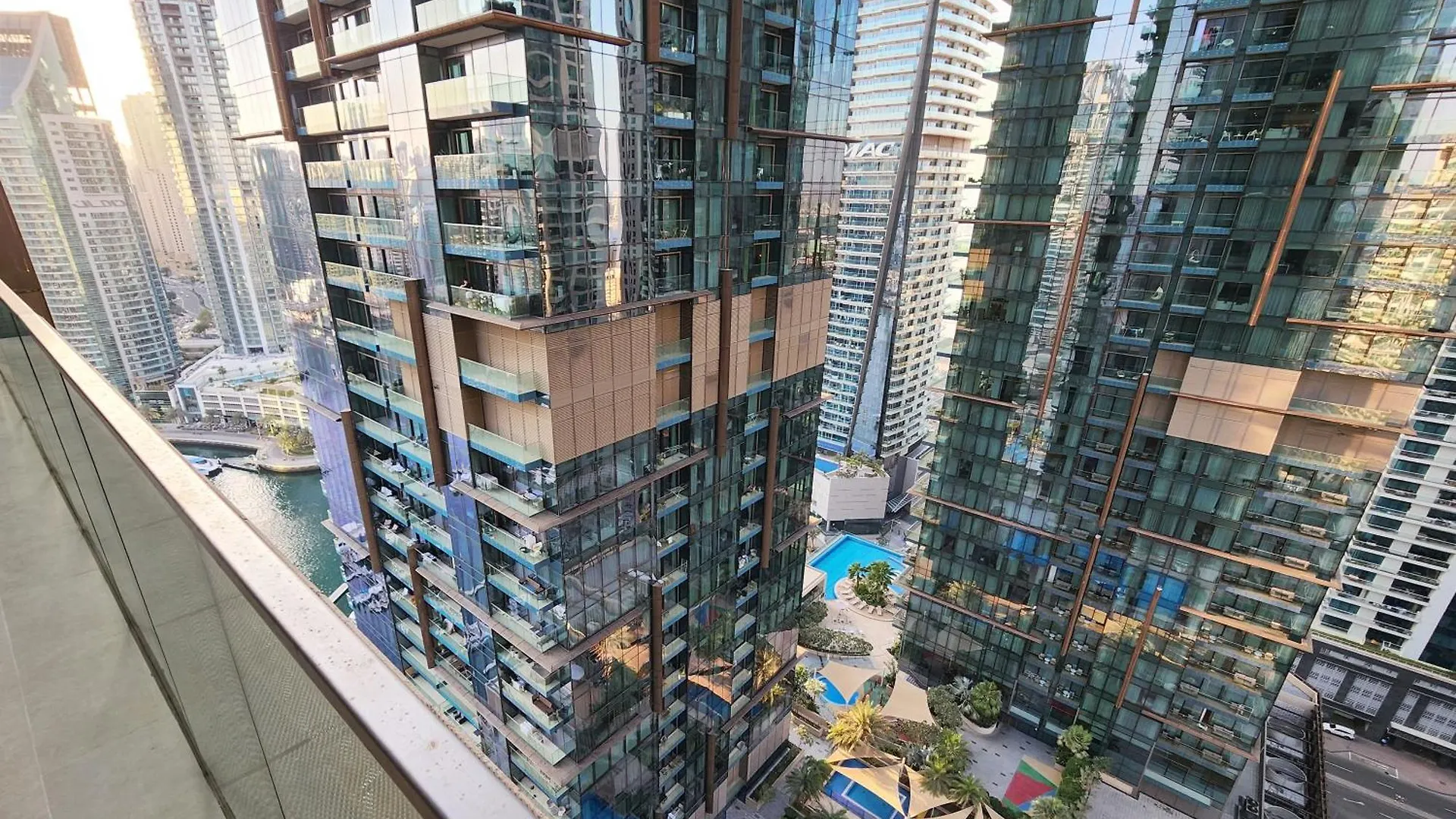 Luxe 2Br Marina Gate - Spectacular Pools With Marina Views - Marina Boutique Living Apartment Dubai