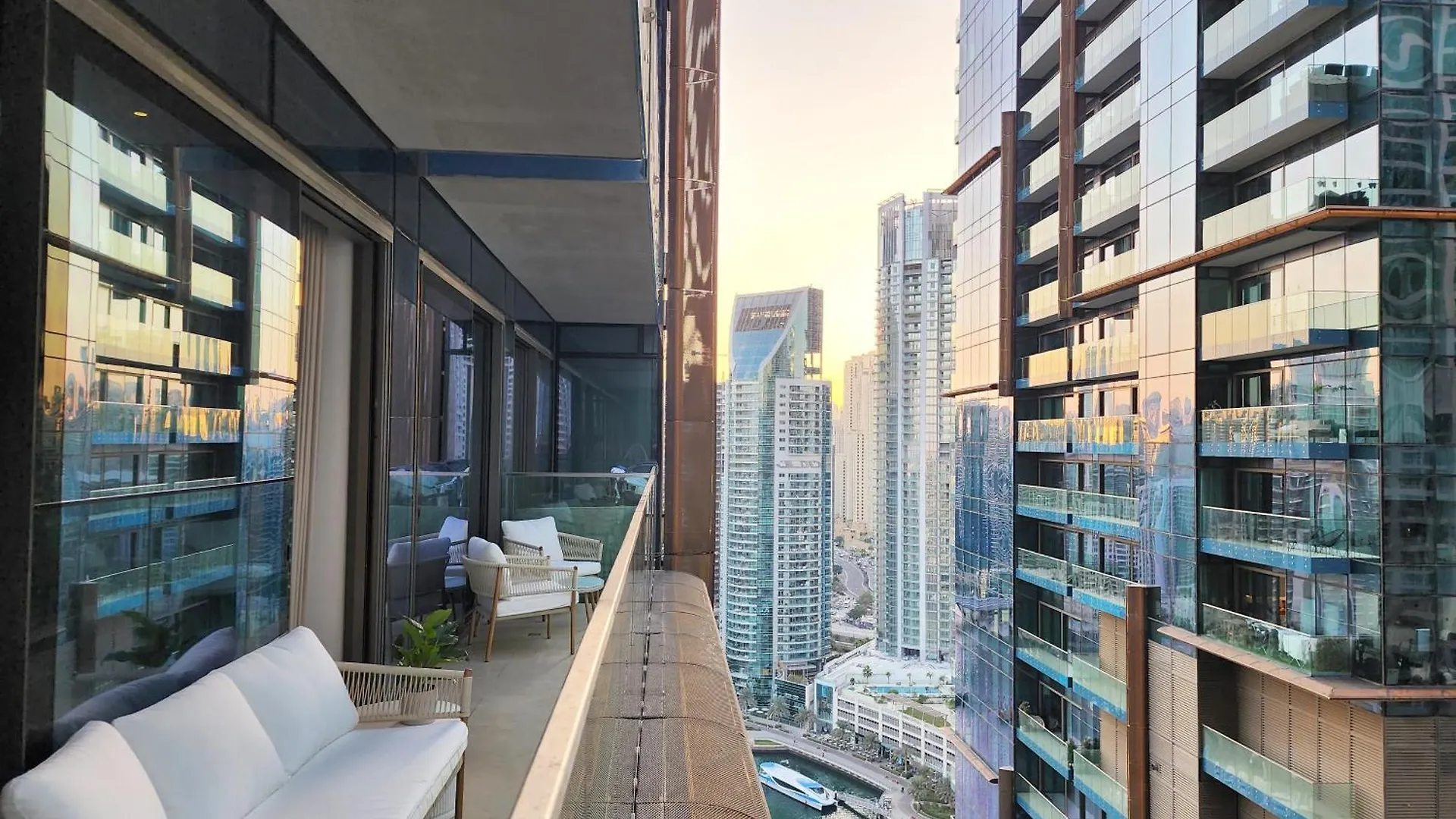 Luxe 2Br Marina Gate - Spectacular Pools With Marina Views - Marina Boutique Living Apartment Dubai