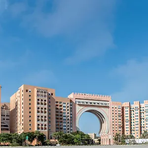 Oaks Ibn Battuta Gate Hotel